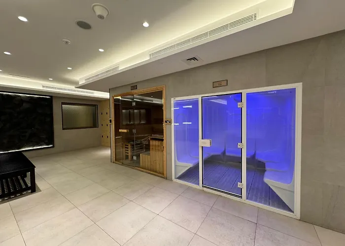 Tick - City Skyline View Studio II Elite Residence
